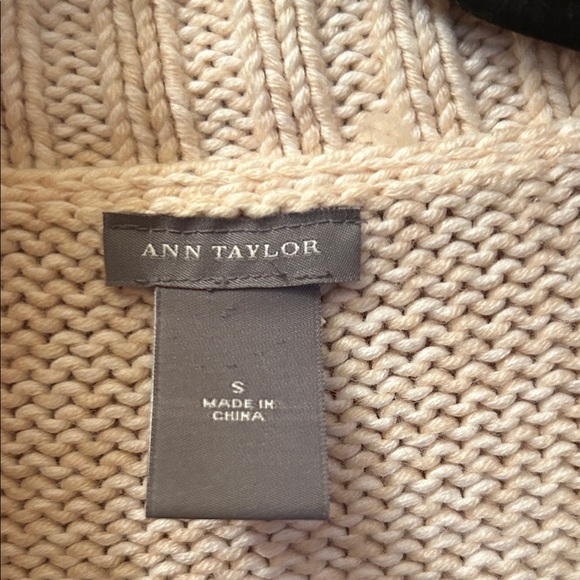 Ann Taylor Ivory Knit Cardigan with Belt - Picture 2 of 4